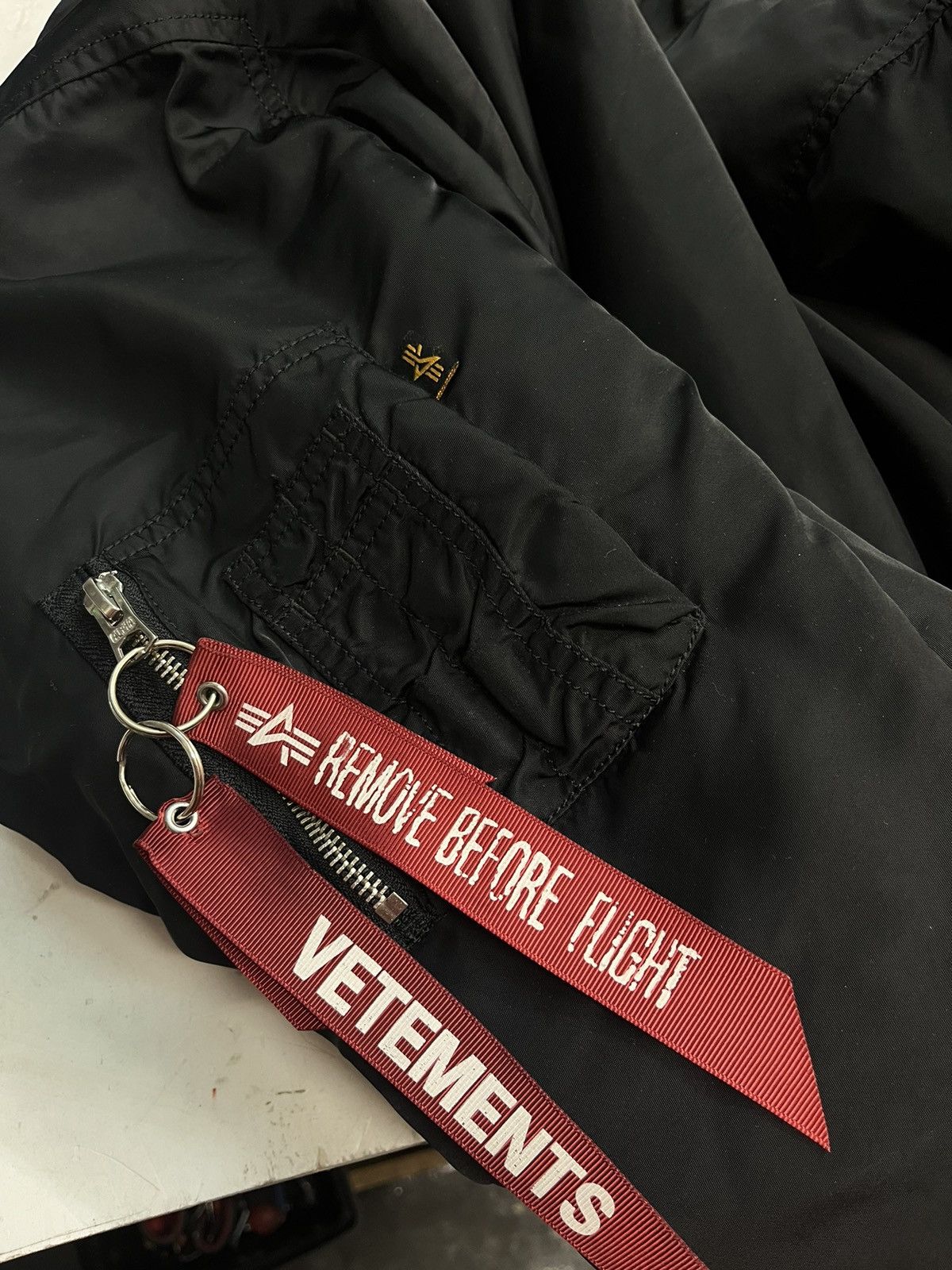 Alpha Industries × Vetements Two face VETEMENTS Alpha industries Size US S / EU 44-46 / 1 - 9 Thumbnail