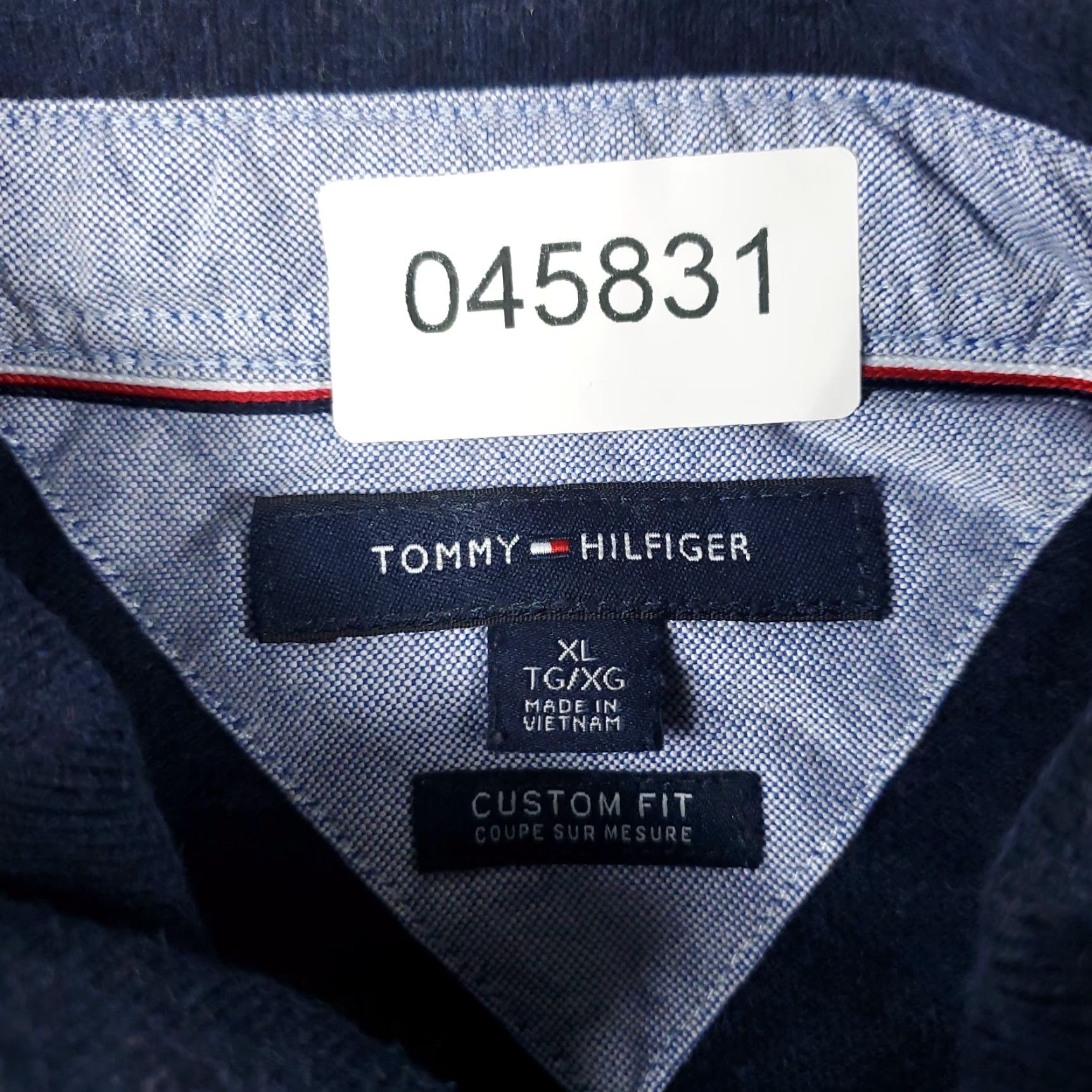 Tommy Hilfiger Tommy Hilfiger Polo Shirt Mens XL Blue Polo Shirt Casual Short Sleeve Polo Shirt Tommy Hilfiger Mens XL Blue Casual Short Sleeve Size US XL / EU 56 / 4 - 7 Thumbnail