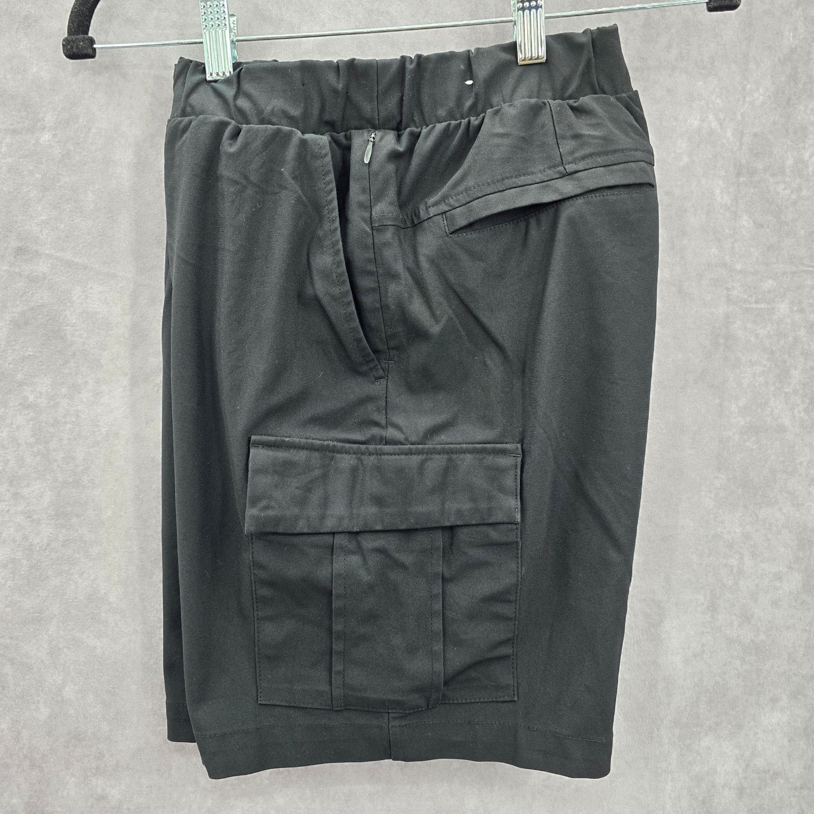Old Navy Old Navy Black Flat Front Cargo Active Shorts Small Size 30" / US 8 / IT 44 - 3 Thumbnail