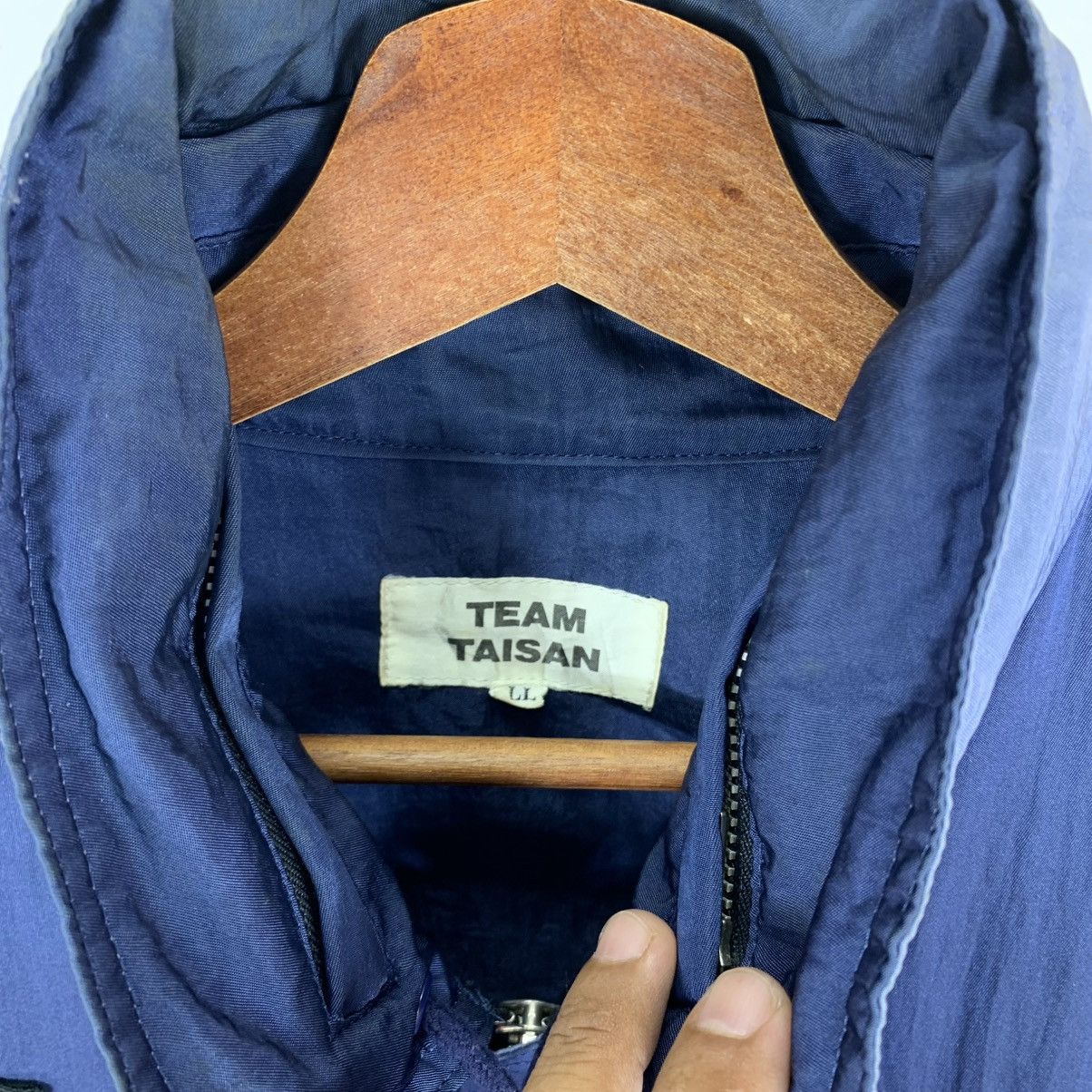 Sports Specialties VINTAGE TEAM TAISAN FERRARI SPORTSWEAR BOMBER JACKET Size US L / EU 52-54 / 3 - 14 Thumbnail