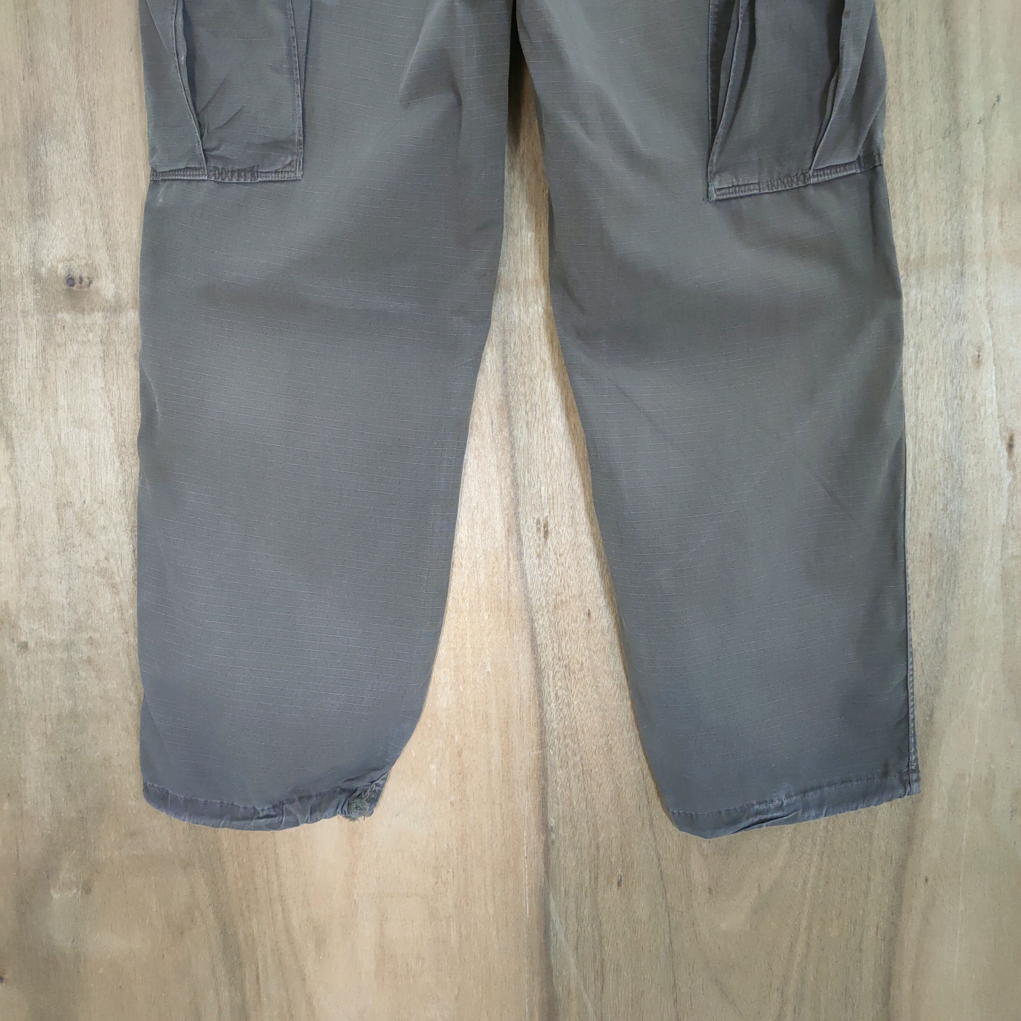 Japanese Brand VINTAGE MILITARY BROWN FADED CARGO PANTS Size US 30 / EU 46 - 11 Thumbnail
