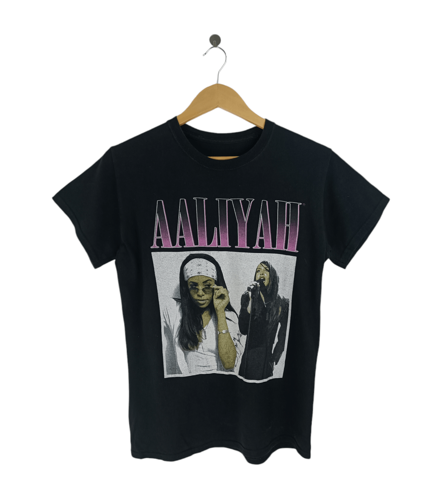 Rap Tees VINTAGE AALIYAH QUEEN OF HIP HOP TEE TUPAC BIGGIE EMINEM Size US S / EU 44-46 / 1 - 1 Thumbnail