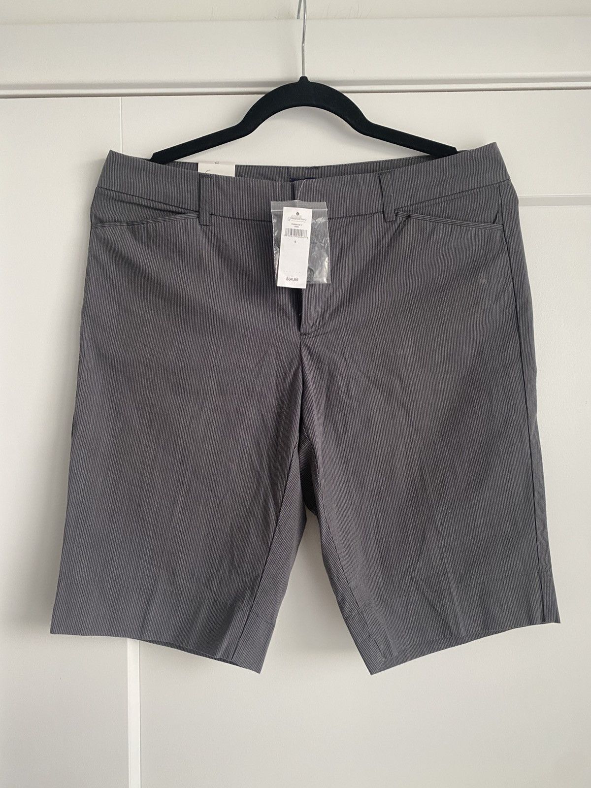Gap Gap Trouser Bermuda Shorts Womens cotton Size 6 NWT Size 28" / US 6 / IT 42 - 1 Thumbnail