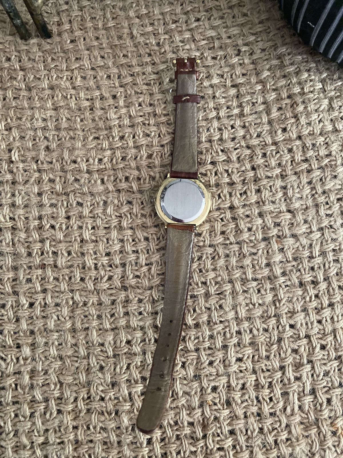 Other VINTAGE GADDY’S QUARTZ TWO TONED WATCH GENUINE LEATHER BAND Size ONE SIZE - 6 Thumbnail