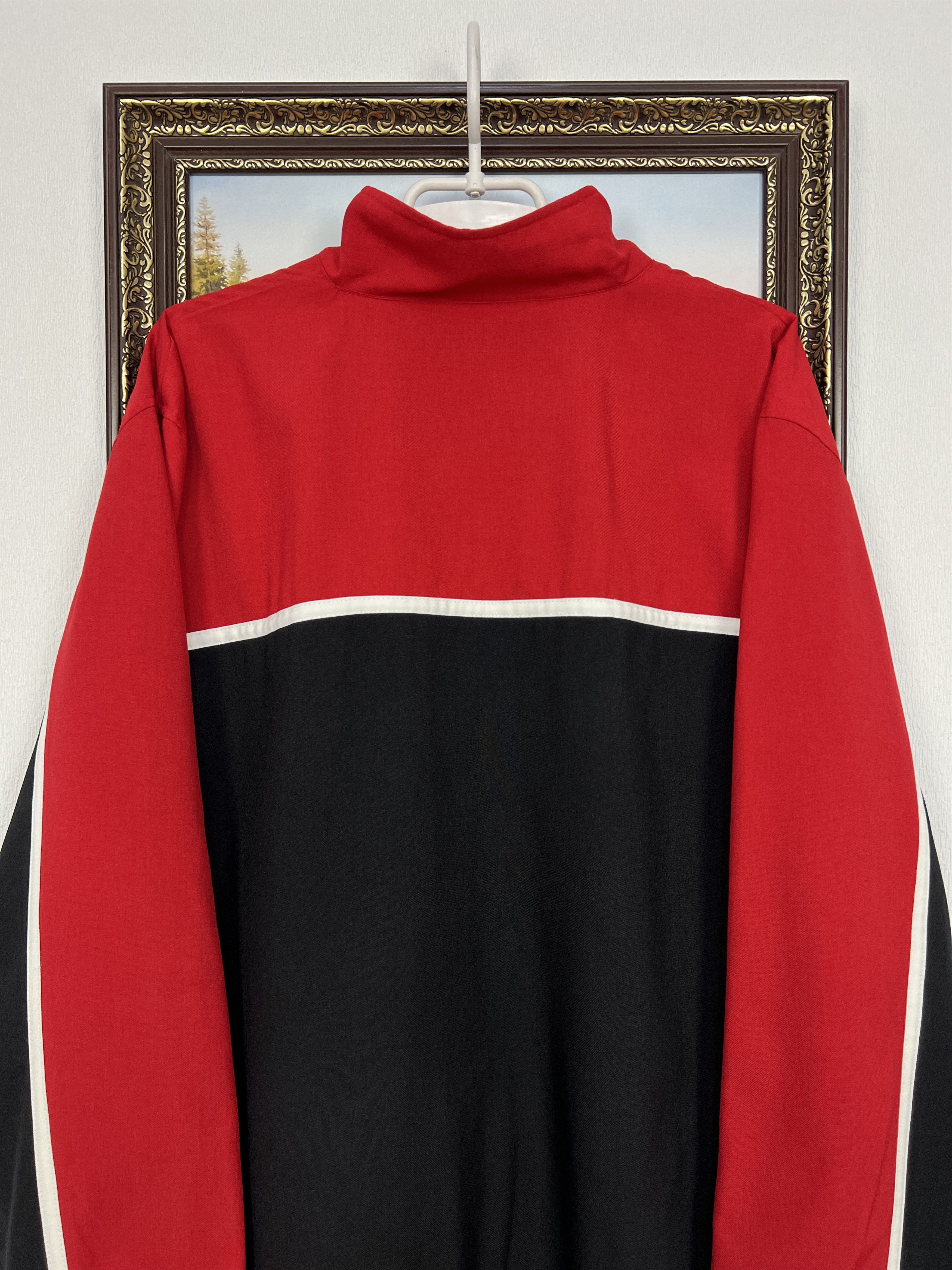 Nike Vintage Nike Manchester United Football Jacket Soccer Size US L / EU 52-54 / 3 - 13 Thumbnail
