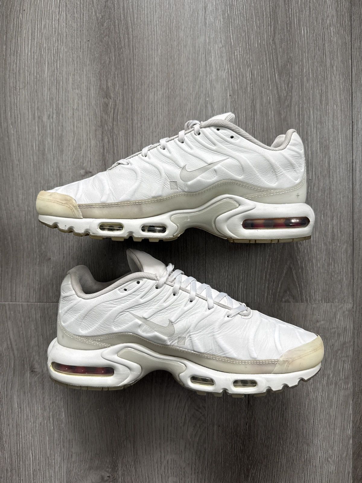 A-COLD-WALL* × Nike Nike Air Max Plus A-COLD-WALL Platinum Tint Size 9 Size US 9 / EU 42 - 2 Thumbnail