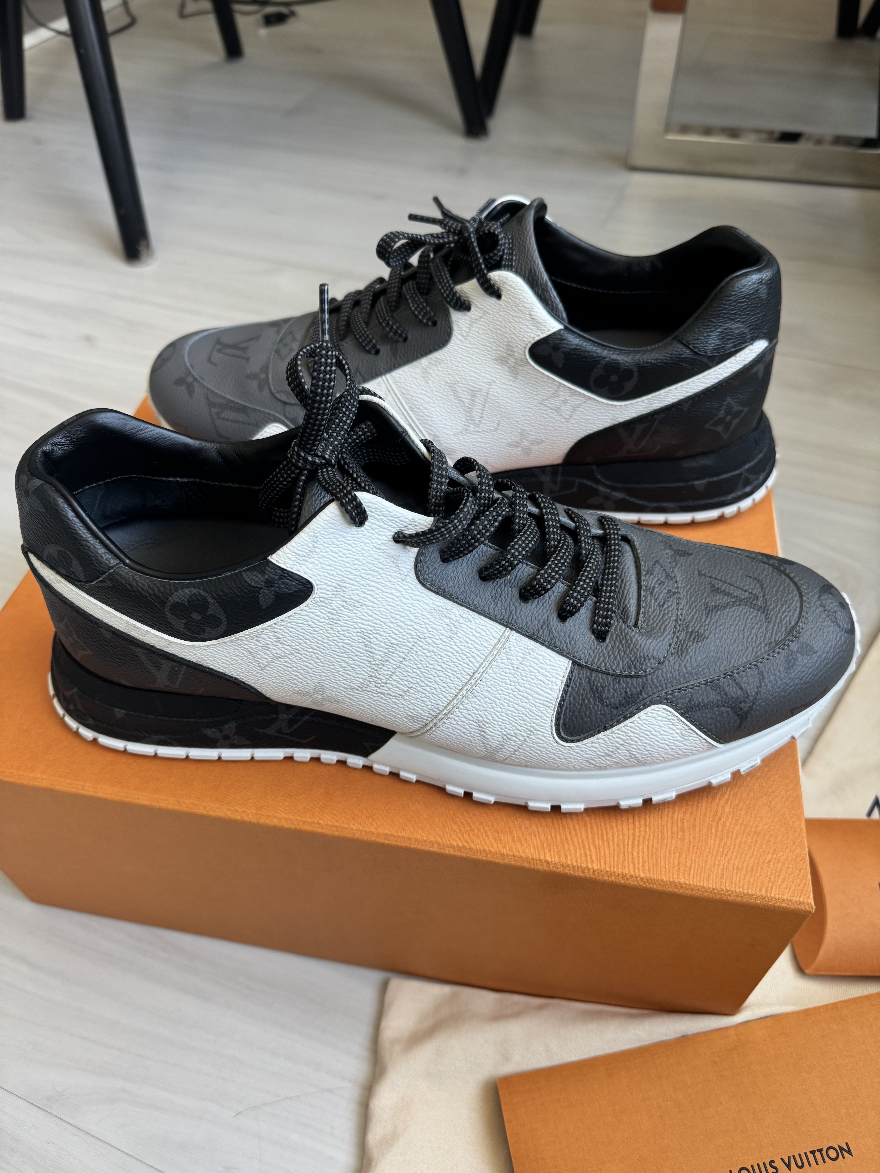 Louis Vuitton Louis Vuitton Run Away Sneaker Size US 10.5 / EU 43-44 - 1 Thumbnail