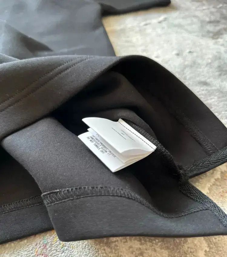Sz 4 Undercover Special Neck Tee