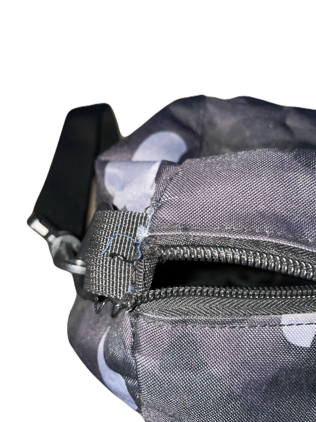 Bape Bape Camo Duffle Bag Black Size ONE SIZE - 4 Thumbnail