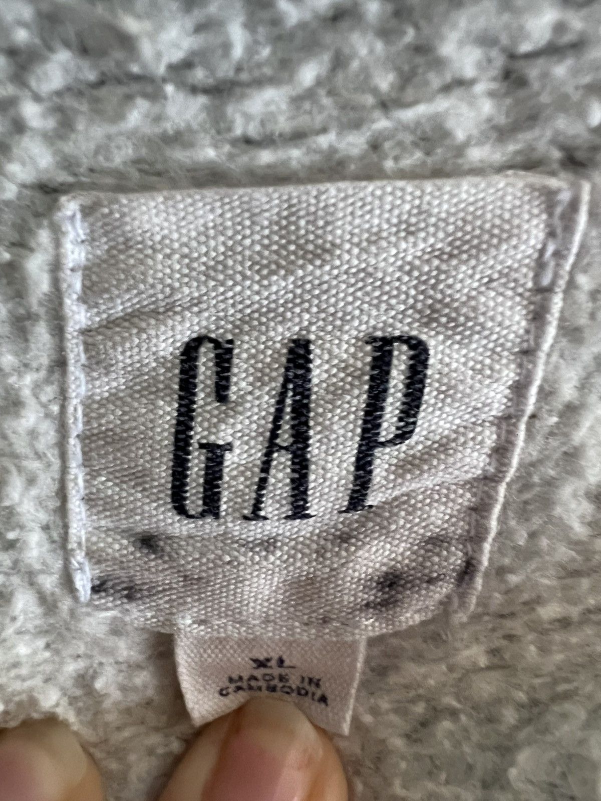 GAP SWEATER