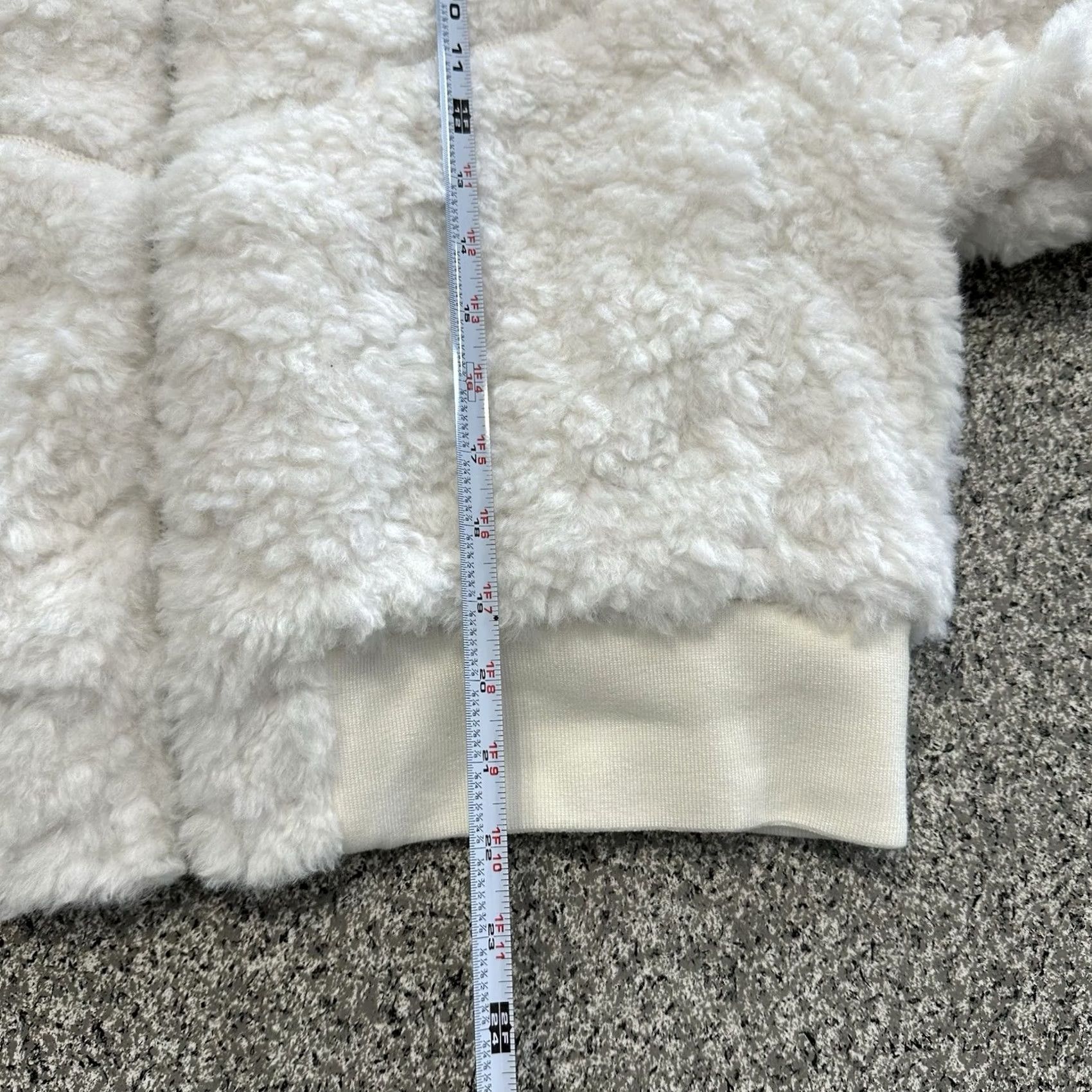 Nike Nike Sportswear Essential Jacket Womens S White Fur Bomber Size S / US 4 / IT 40 - 7 Thumbnail