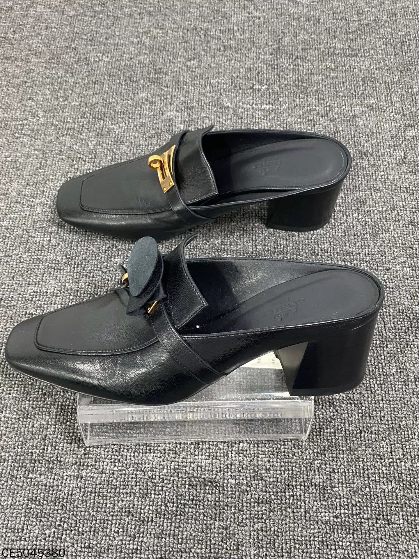 Hermes HERMES Black Kelly Buckle Birkenstock Slippers 37.5EU Size US 7 / IT 37 - 3 Thumbnail