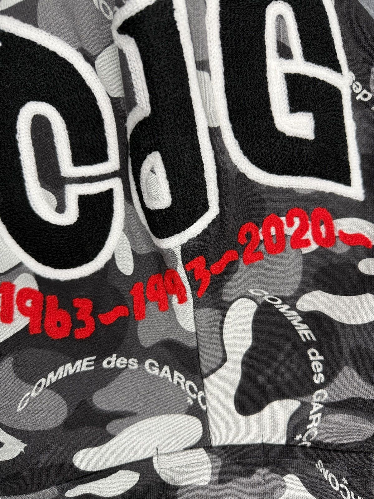 Bape × Comme des Garcons Bape x CDG Shark Full Zip Osaka Hoodie Size US S / EU 44-46 / 1 - 9 Thumbnail