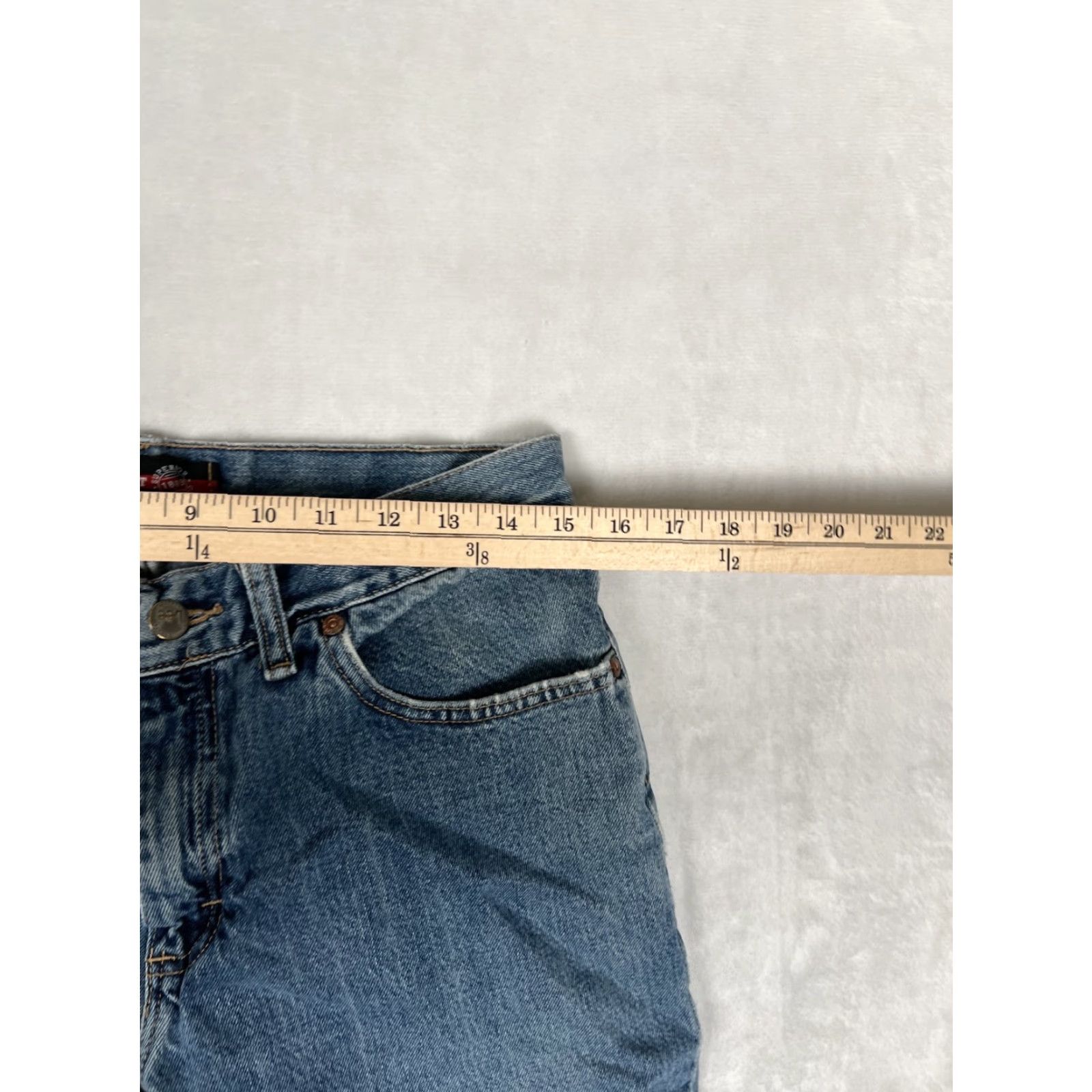 Lee VINTAGE Lee Jeans 30x32 Straight Leg 5-Pocket Denim Mens Brown Medium Wash 90s USA Lee Classic Fit Regular Slim? Size US 30 / EU 46 - 6 Thumbnail