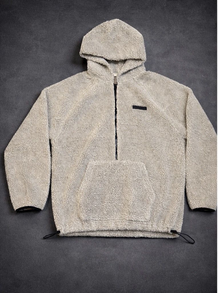Fear of God Essentials Polar Fleece Half Zip Oatmeal Size US L / EU 52-54 / 3 - 1 Thumbnail
