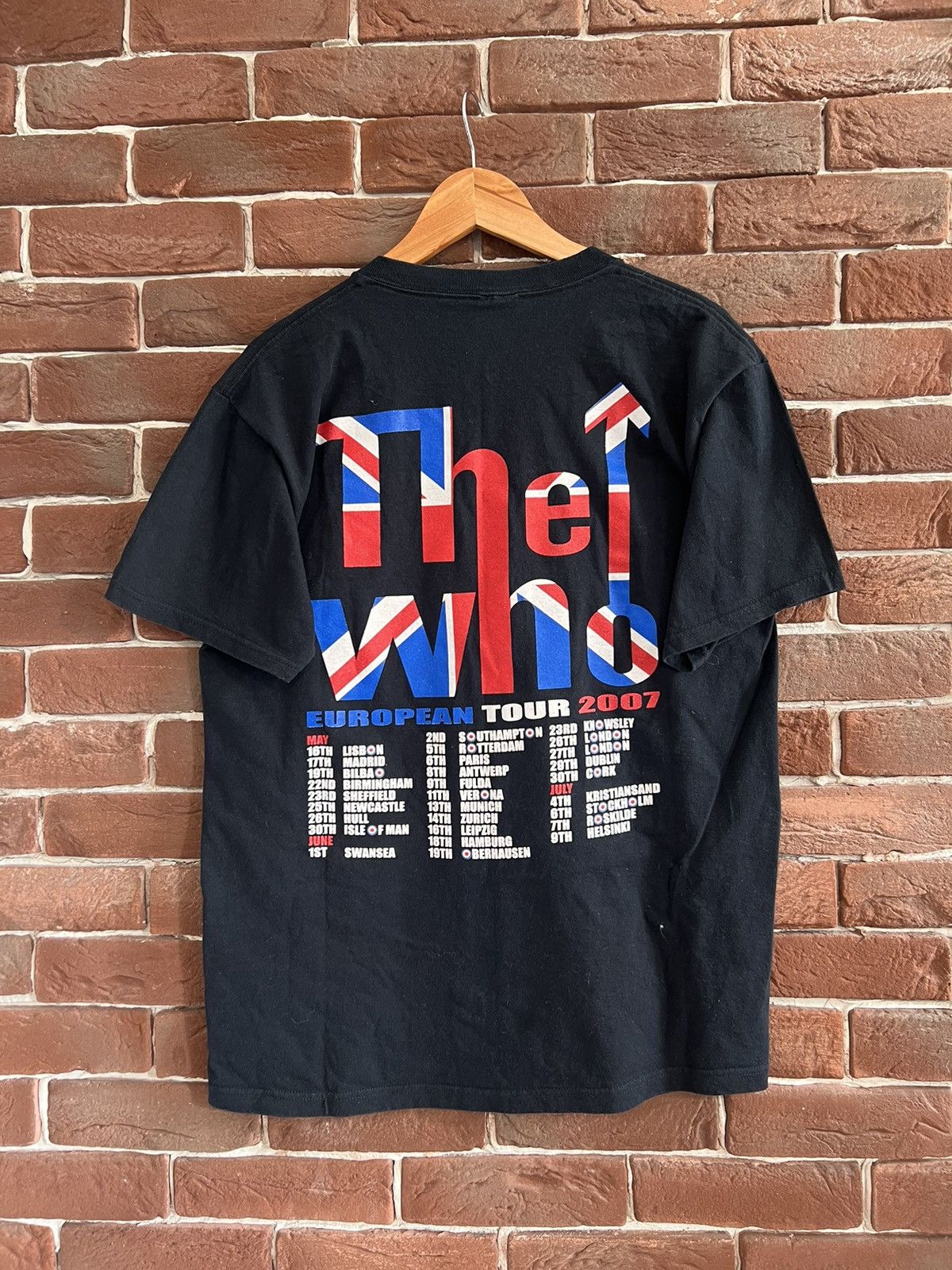Band Tees Rare Vintage 00s THE WHO 2007 Tour L Rock Band T Shirt Size US L / EU 52-54 / 3 - 2 Thumbnail