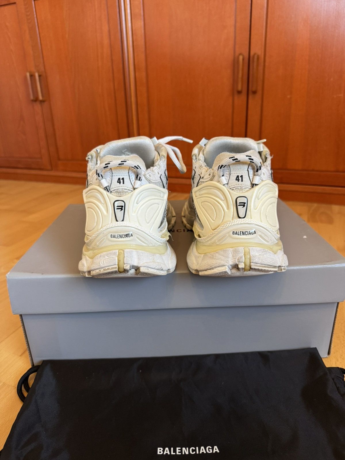 Balenciaga Balenciaga Runner Triple White Made In Italy Size US 8 / EU 41 - 7 Thumbnail