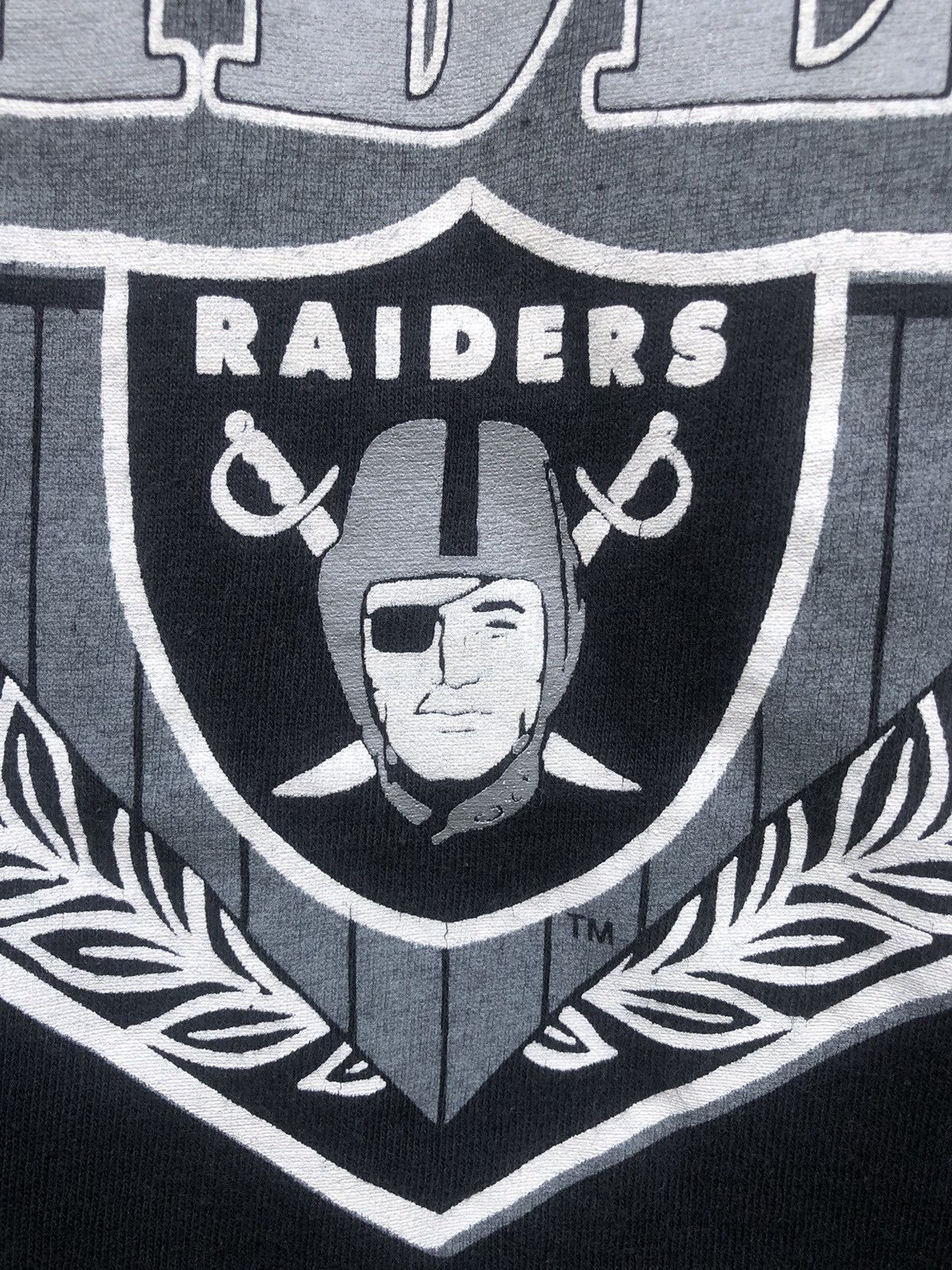 Vintage Vintage 80s NFL Los Angeles Raiders By Trench Tee Size US L / EU 52-54 / 3 - 9 Thumbnail