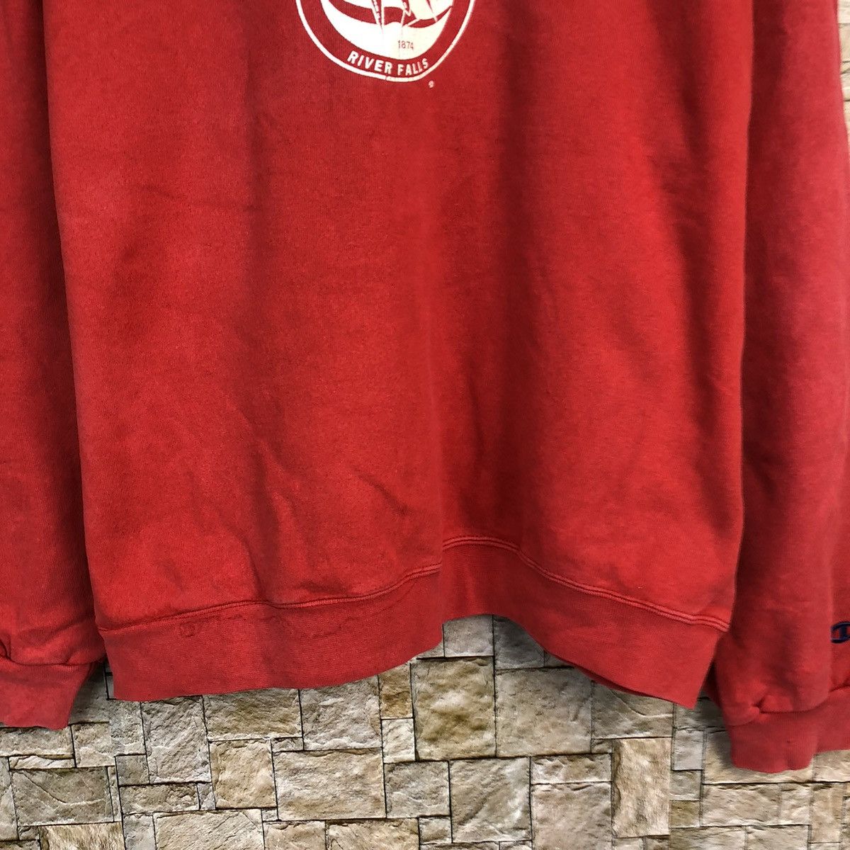 Champion Champion Uw-Riverfalls University Wisconsin Sweatshirt #A786 Size US XL / EU 56 / 4 - 6 Thumbnail