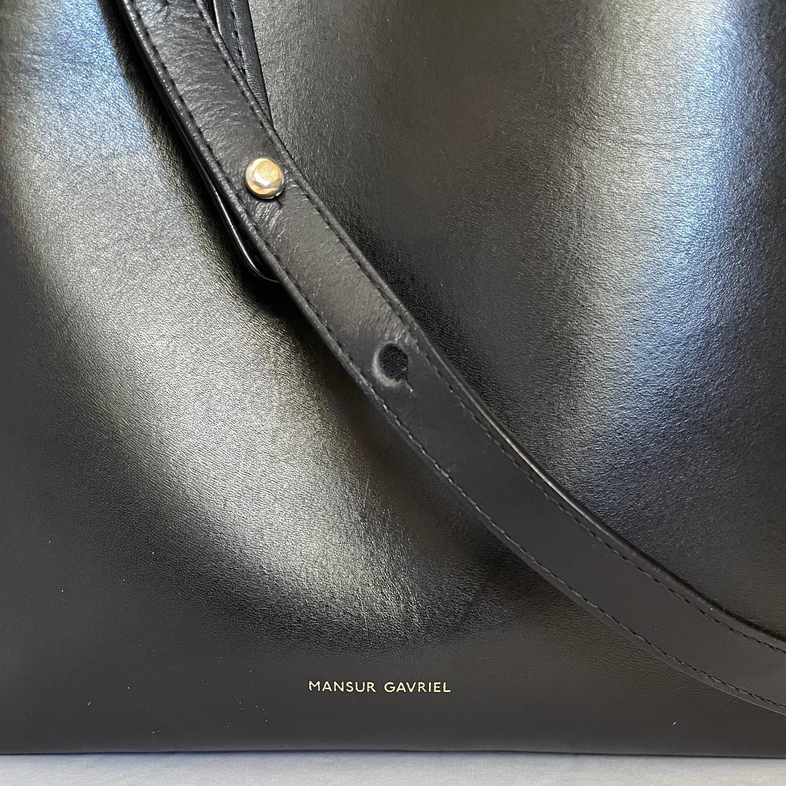 Mansur Gavriel Mansur Gavriel Black Red Leather Drawstring Bucket Bag Size ONE SIZE - 3 Thumbnail