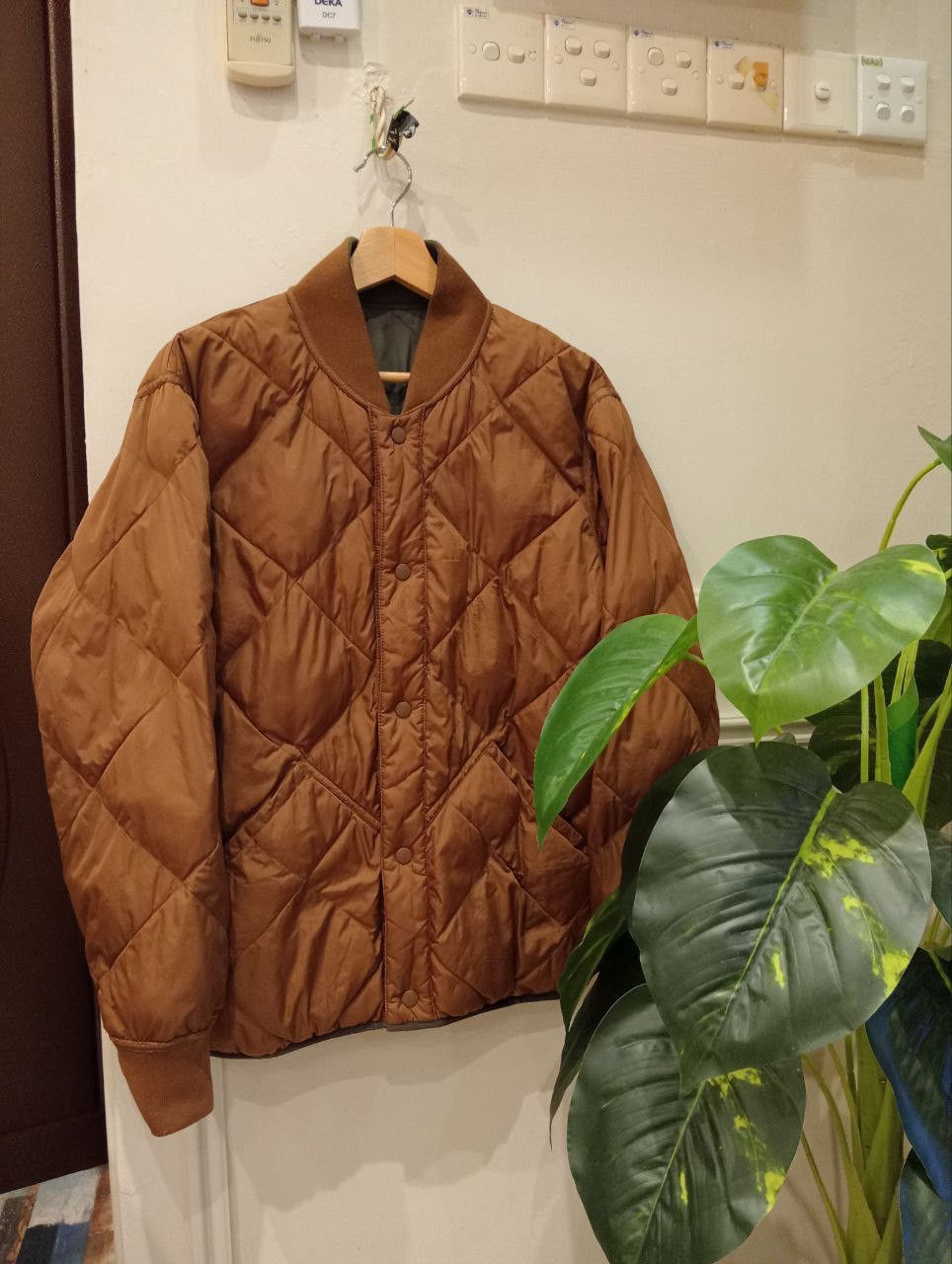 Lemaire UNIQLO LEMAIRE U REVERSIBLE PUFFER JACKET - BROWN/GREY Size US M / EU 48-50 / 2 - 1 Thumbnail