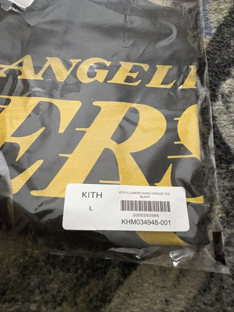 Kith × NBA KITH X LAKERS SHAQ VINTAGE TEE BLACK Size US L / EU 52-54 / 3 - 3 Thumbnail
