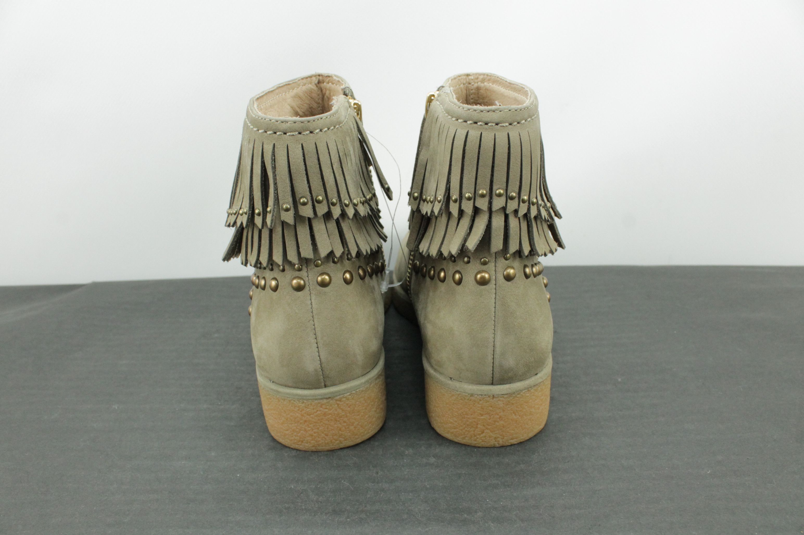 Ugg UGG Australia ARIANE FRINGE Sahara Booties ANKLE Nubuck Size US 5 / IT 35 - 4 Thumbnail