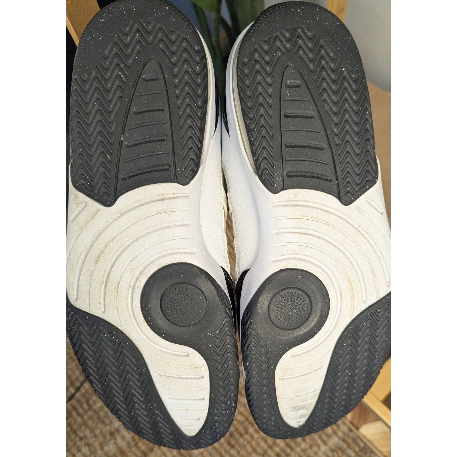 Nike Nike Air Jordan Max Aura Size US 14 / EU 47 - 6 Thumbnail