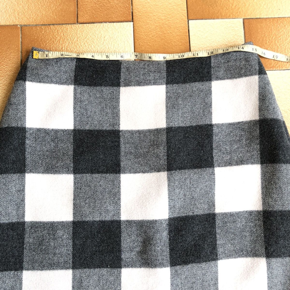 Weekend Max Mara MAX MARA wool mini skirt Size 30" / US 8 / IT 44 - 4 Thumbnail