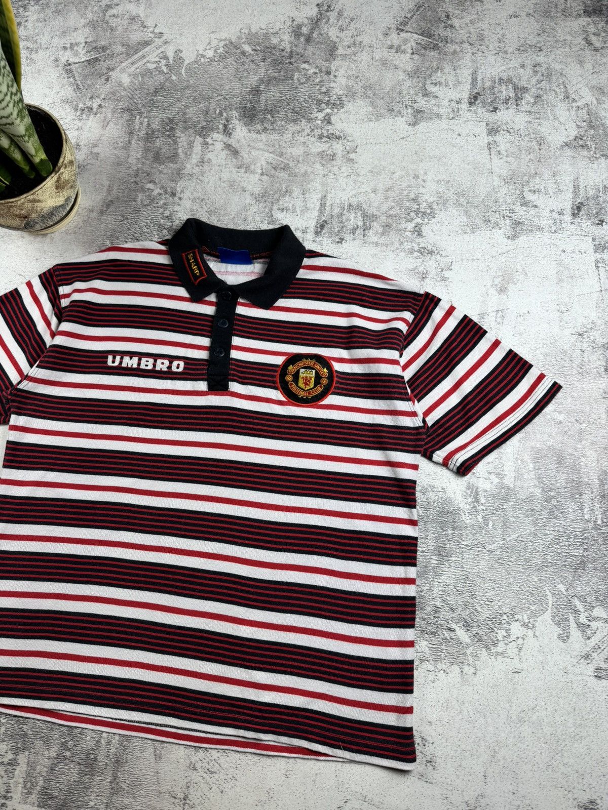 Umbro Manchester United 1997 1998 Men’s XXL Striped Soccer Football Polo TShirt Jersey Size US XXL / EU 58 / 5 - 3 Thumbnail