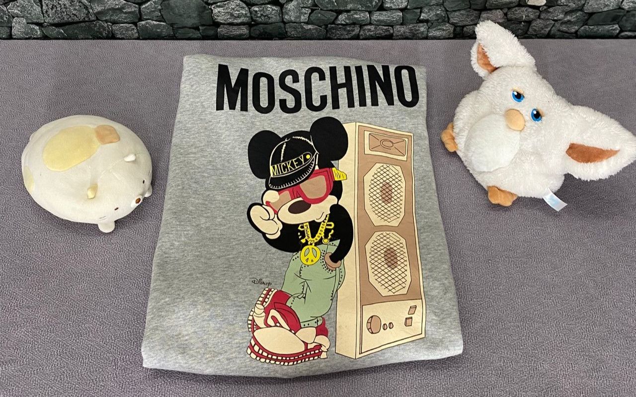 Moschino Vintage Moschino Mickey Mouse Sweatshirt Size US L / EU 52-54 / 3 - 3 Thumbnail
