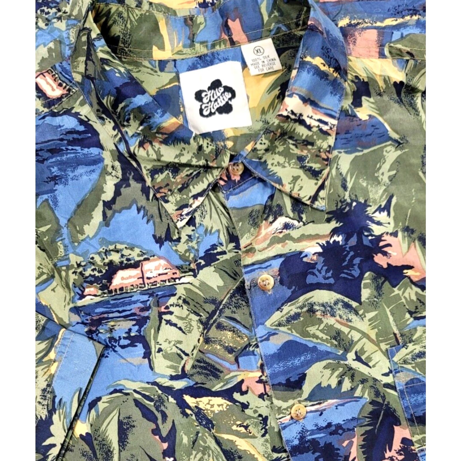 Hilo Hattie Hilo Hattie Aloha Shirt Camp Hawaiian Ocean Island 100% Silk Silk Floral Multicolor XL Short Sleeve Button-Up Men Shirt Size US XL / EU 56 / 4 - 2 Thumbnail