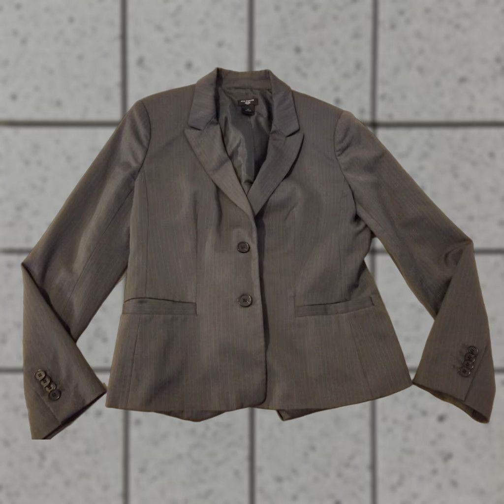 Ann Taylor VINTAGE? (No) Regular: Womens Ann Taylor Wool Blazer 8P Petite Gray Gray Shirt? Size M / US 6-8 / IT 42-44 - 1 Thumbnail
