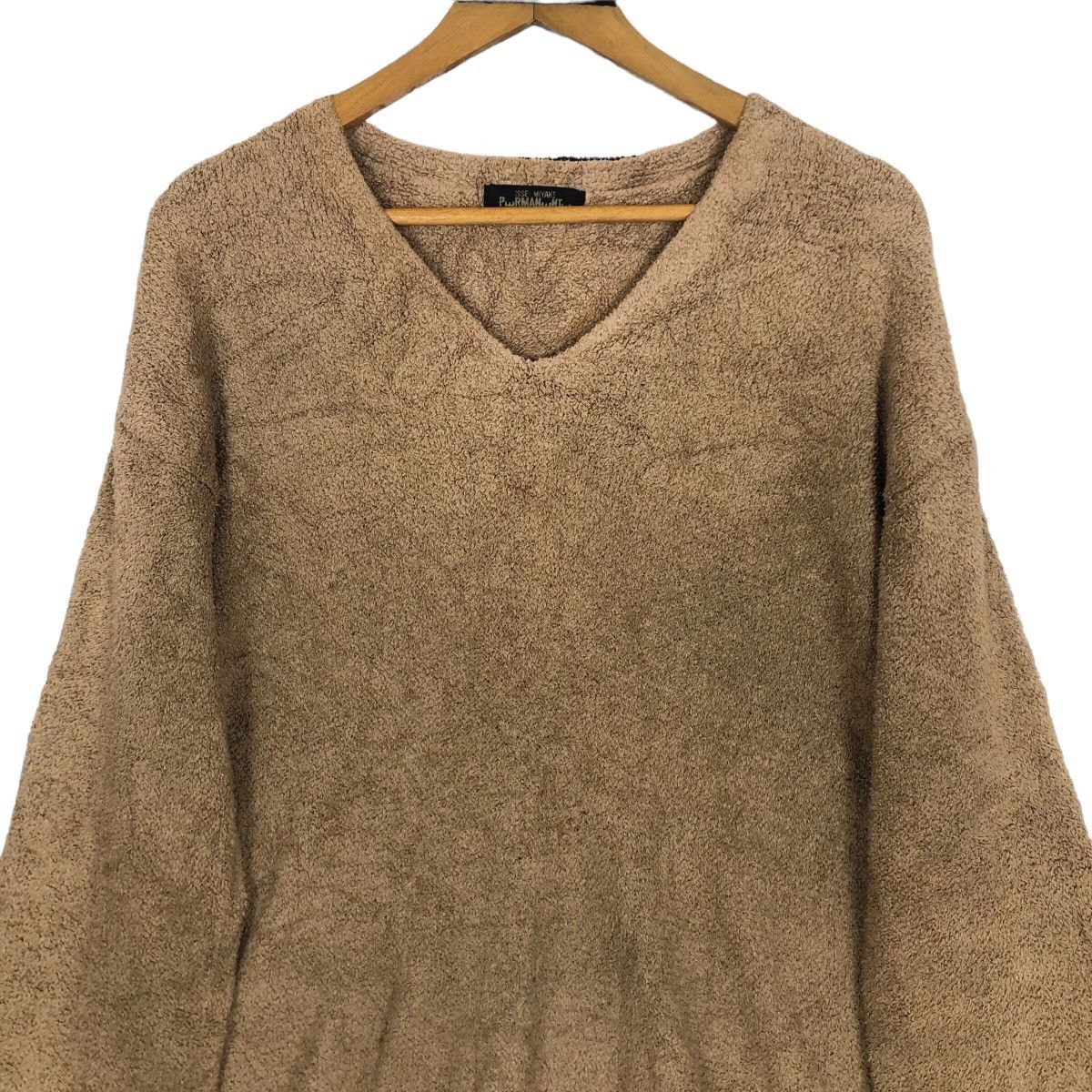 Issey Miyake Vintage Issey Miyake V-Neck Fleece Knitted Sweater Size M / US 6-8 / IT 42-44 - 3 Thumbnail