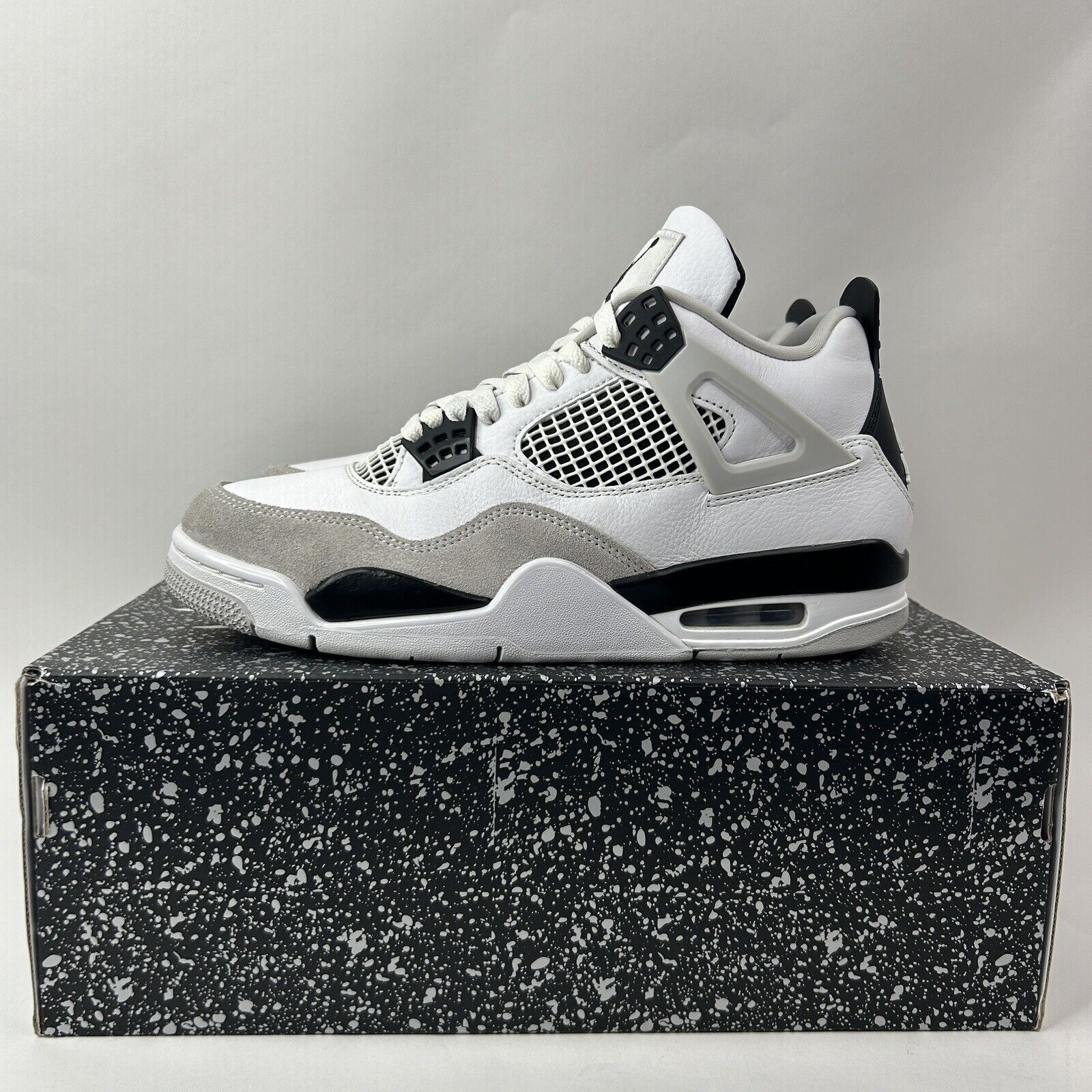 Nike Nike Air Jordan 4 Retro “Military Black White Grey” 2024 Size US 8 / EU 41 - 6 Thumbnail
