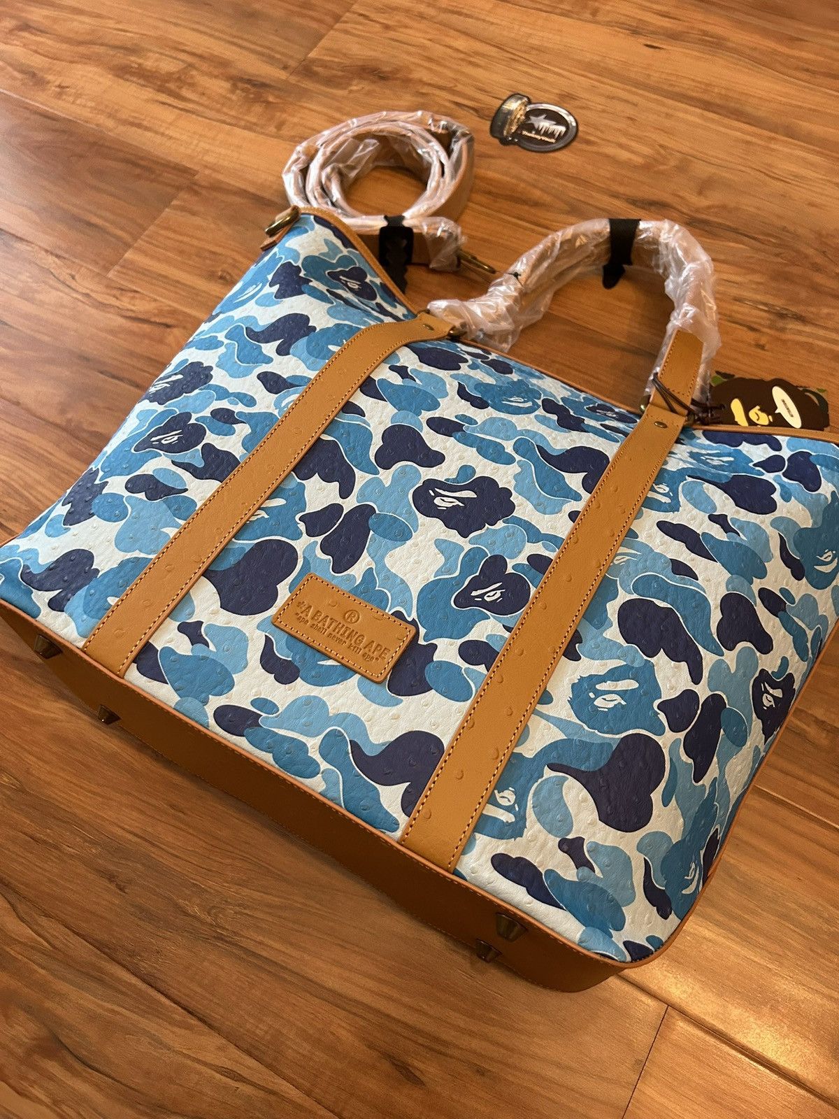 Bape NEW Bape Blue ABC Camo PU Ostrich Leather Tote Bag Size ONE SIZE - 4 Thumbnail