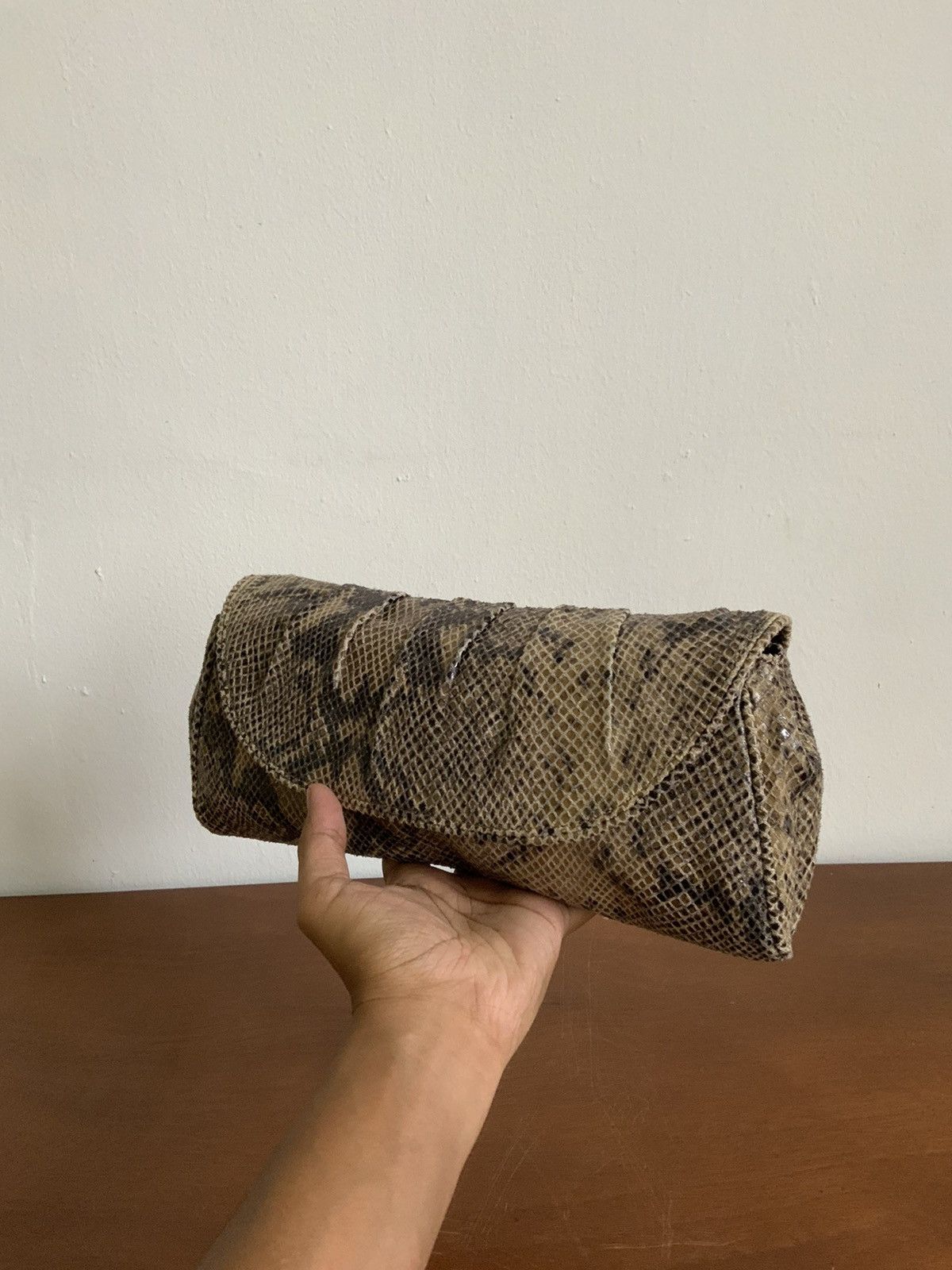 Banana Republic Banana Republic Python Leather Clutch Bag Size ONE SIZE - 3 Thumbnail