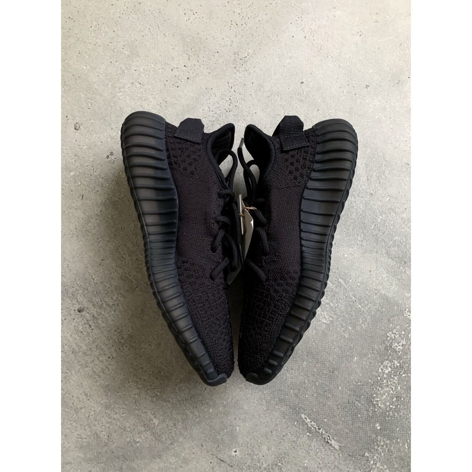 Adidas adidas Yeezy 350 V2 Black Sneakers Boost US 4.5 UK 4 EU 36 2/3 Men Size US 5 / EU 37 - 3 Thumbnail