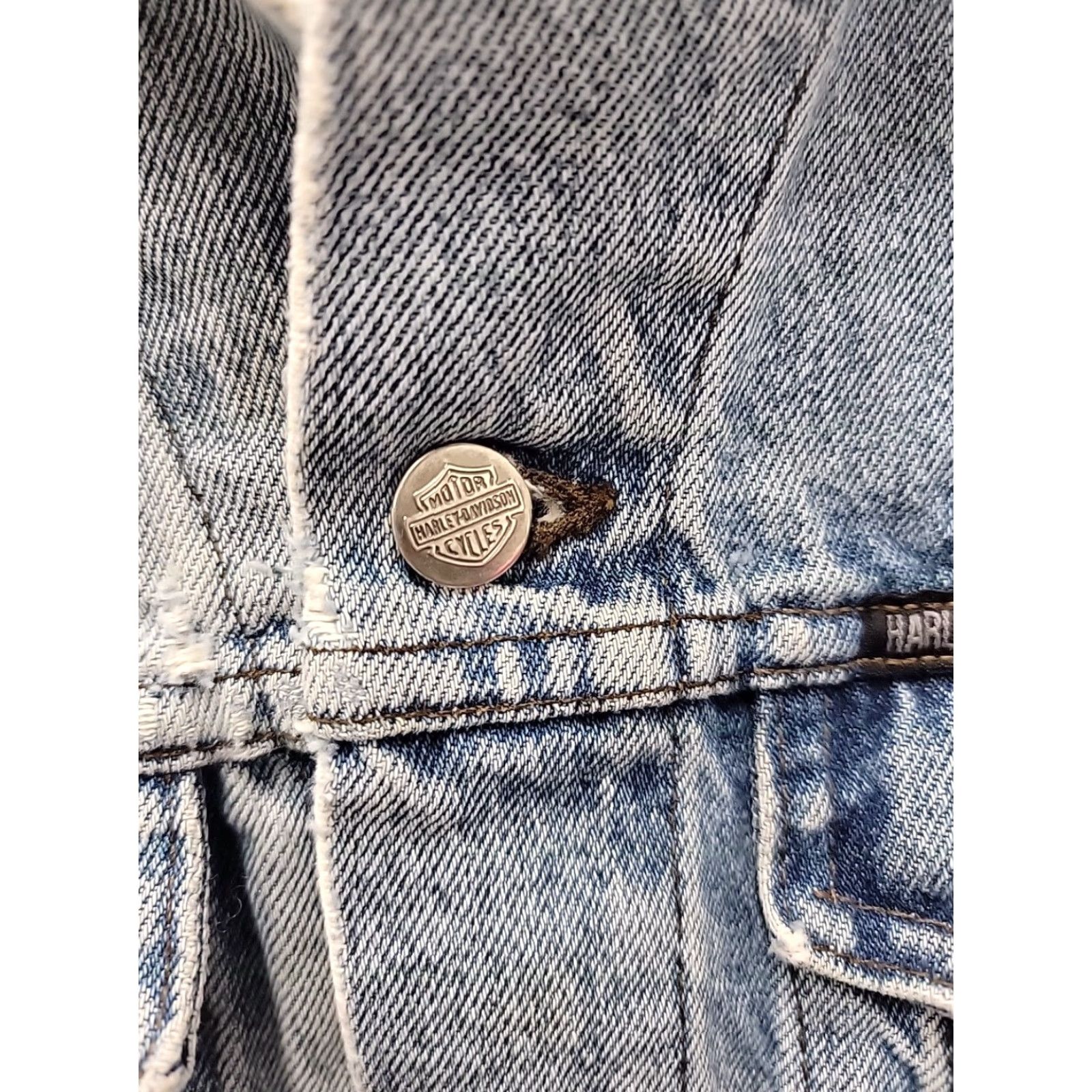 Harley Davidson VINTAGE Harley-Davidson Mens Jacket Denim Blue M L 80s 90s Motorcycle Shirt Style Collared Pockets Size US L / EU 52-54 / 3 - 7 Thumbnail