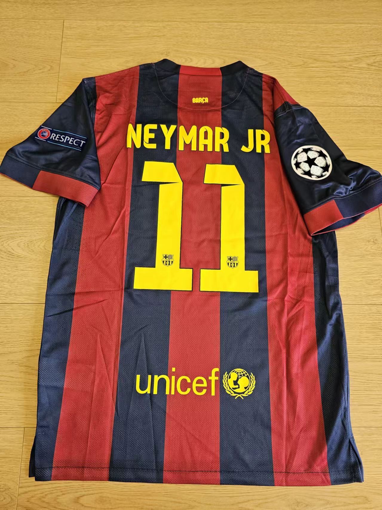 Other 2015 Barcelona 11 Neymar Jersey M Size US M / EU 48-50 / 2 - 1 Thumbnail