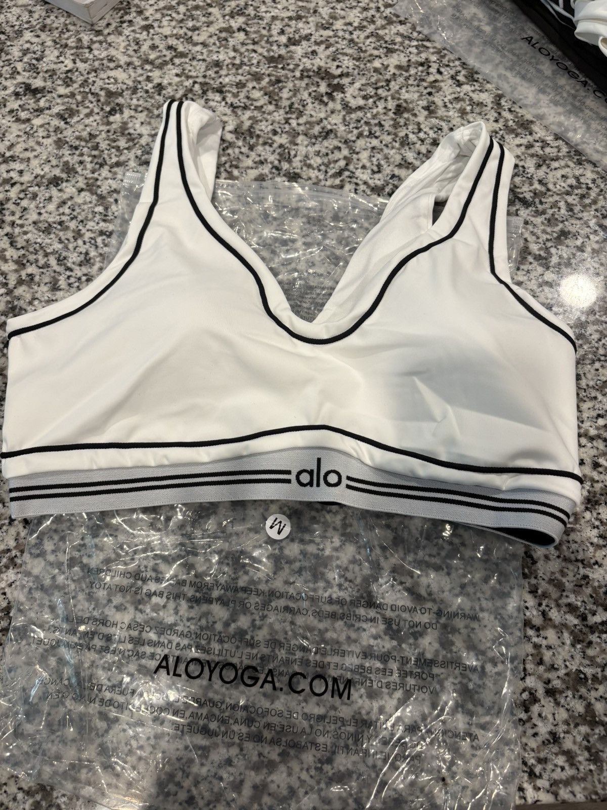 Alo Yoga Alo Yoga White Airbrush Heart Throb Set Size 28" / US 6 / IT 42 - 2 Thumbnail