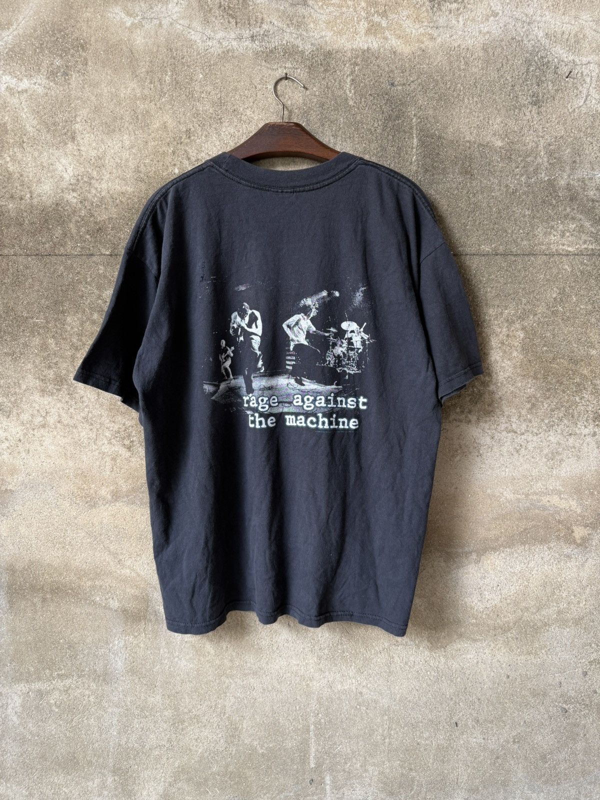 Band Tees × Vintage Vintage 90s Rage against the machine Shirt Size US XL / EU 56 / 4 - 5 Thumbnail