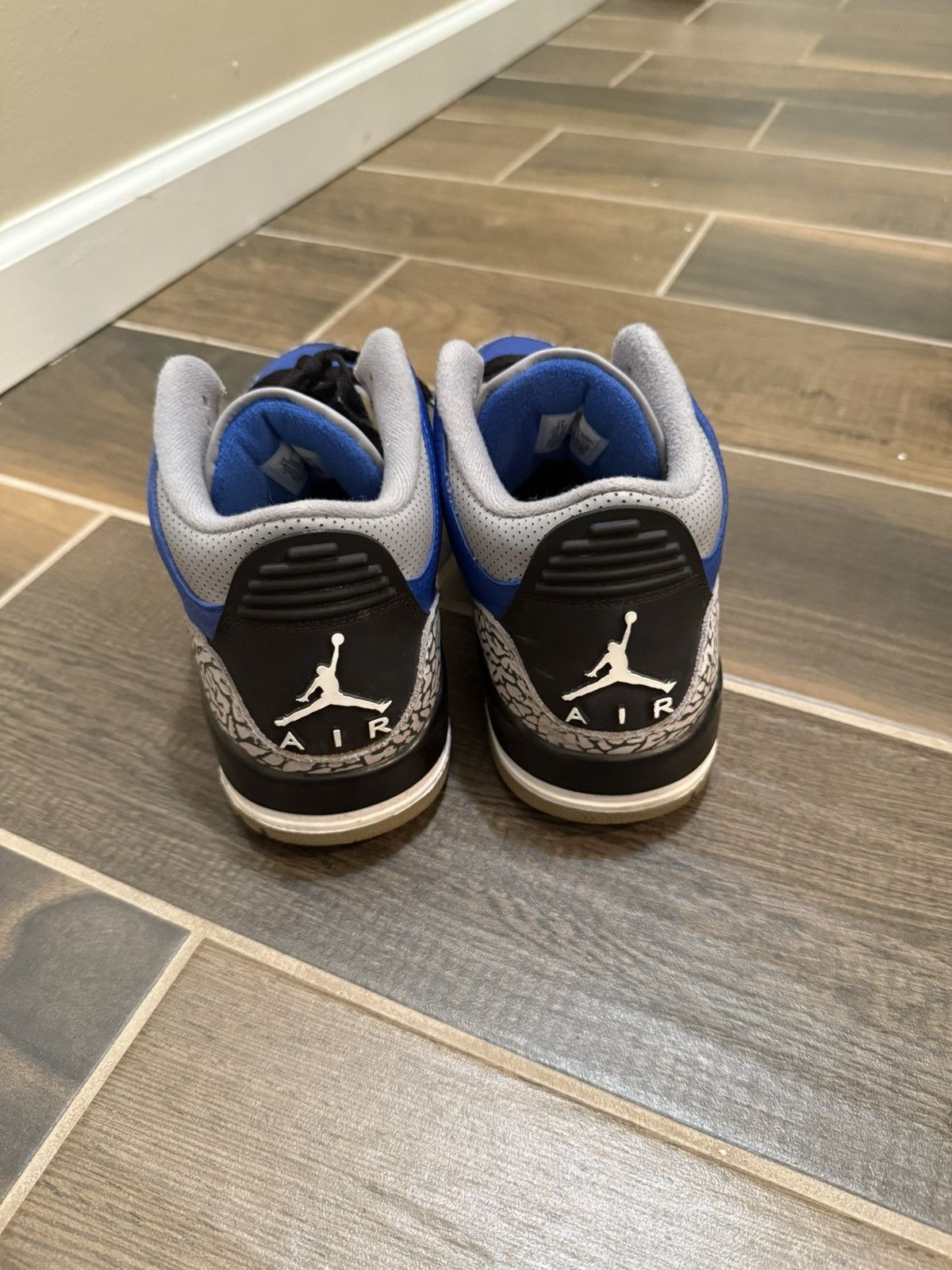 Jordan Brand Jordan 3 Varsity Royal Size US 11 / EU 44 - 3 Thumbnail