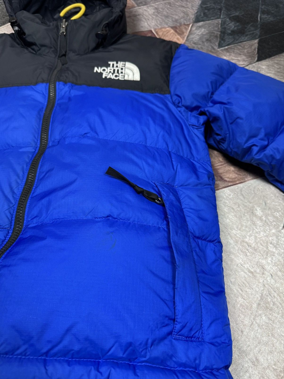 The North Face THE NORTH FACE NUPTSE 700 WOMANS PUFFER DOWN JACKET SIZE XS Size XS / US 0-2 / IT 36-38 - 16 Thumbnail