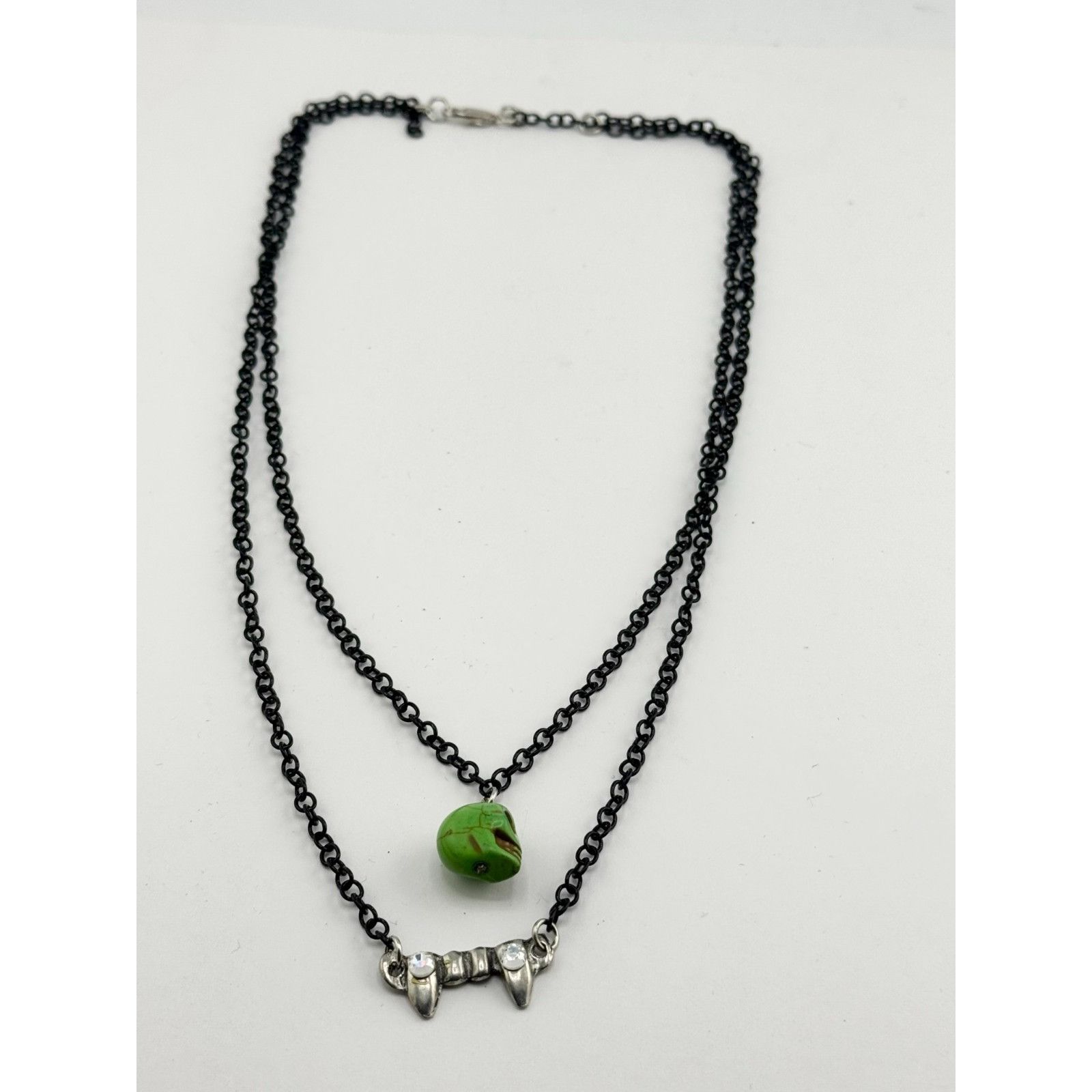 Vintage Green Howlite stone skull rhinestone fangs double chain Hall Size ONE SIZE - 2 Thumbnail