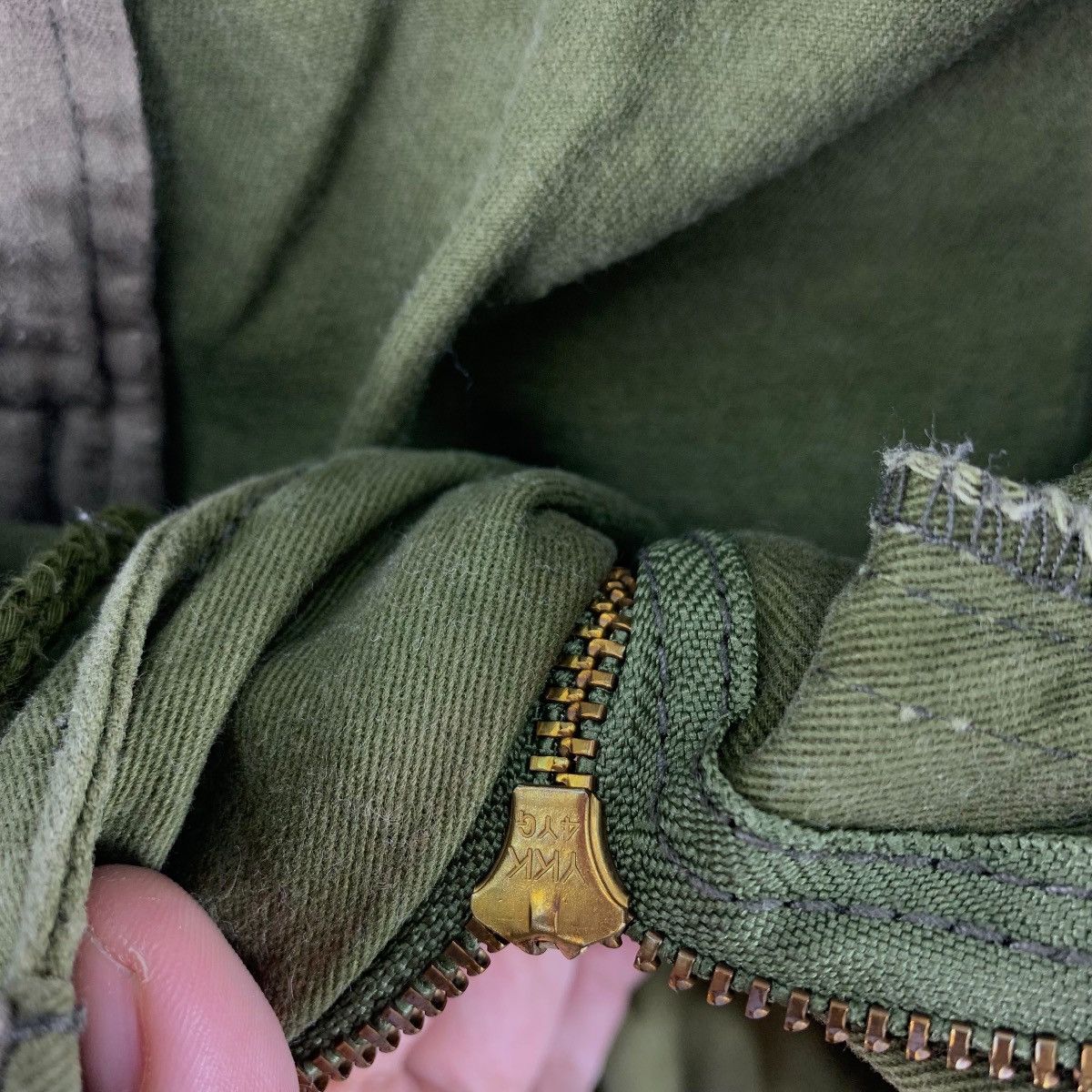 Japanese Brand SURPLUS SEMINARY Army colour cargo pants Size US 31 - 16 Thumbnail