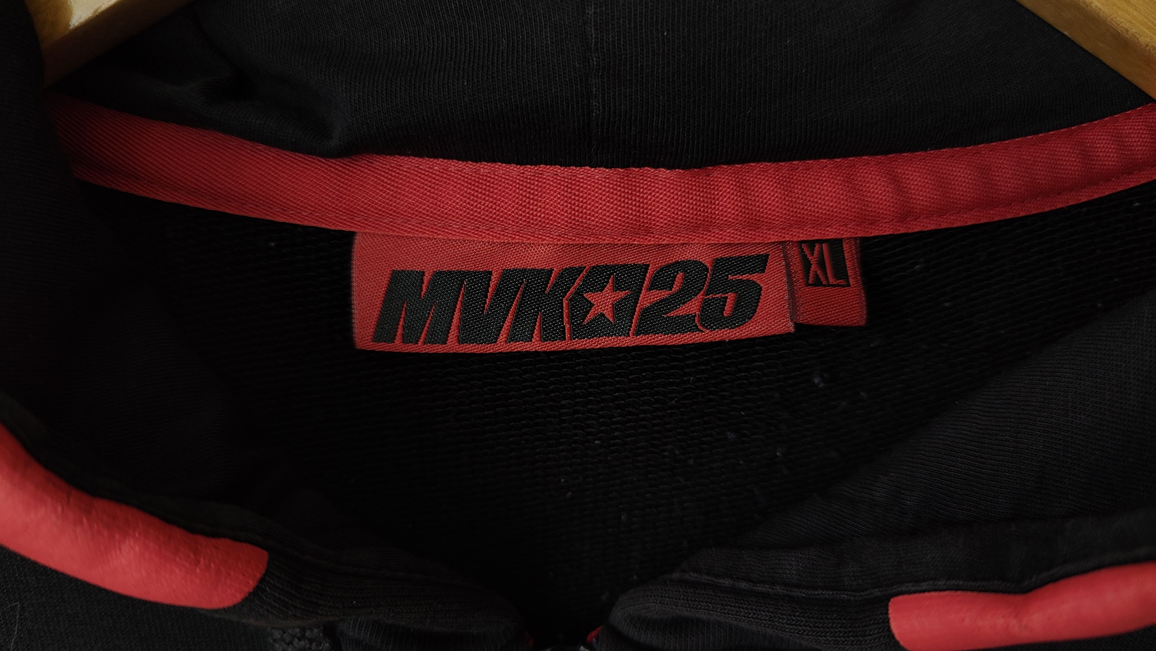Other Maverick Vinales Moto GP Racing Zip Hoodie by VR46 Size US XL / EU 56 / 4 - 5 Thumbnail