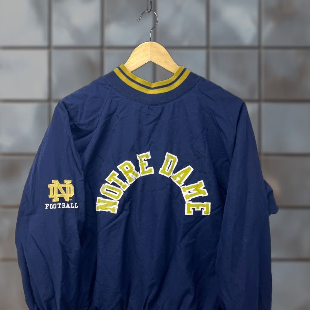Reebok VINTAGE Notre Dame University Fighting Irish Reebok Pullover Jacket Small Windbreaker Jacket Mens Blue 90s Size US S / EU 44-46 / 1 - 1 Thumbnail