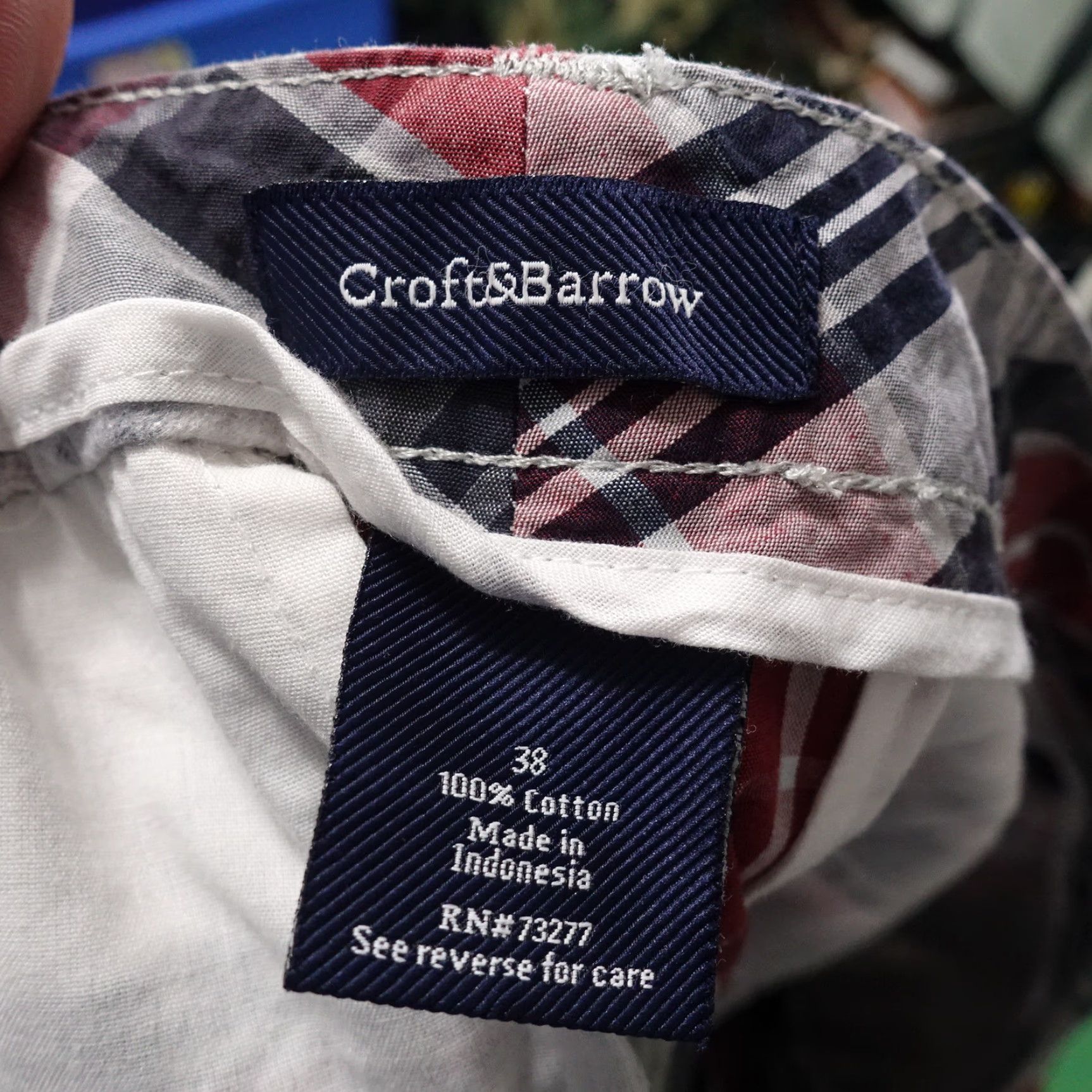 Croft & Barrow Vintage Croft & Barrow Red Check Cotton Flat Front Chino Shorts Adult Size 38 Mens Size US 38 / EU 54 - 5 Thumbnail