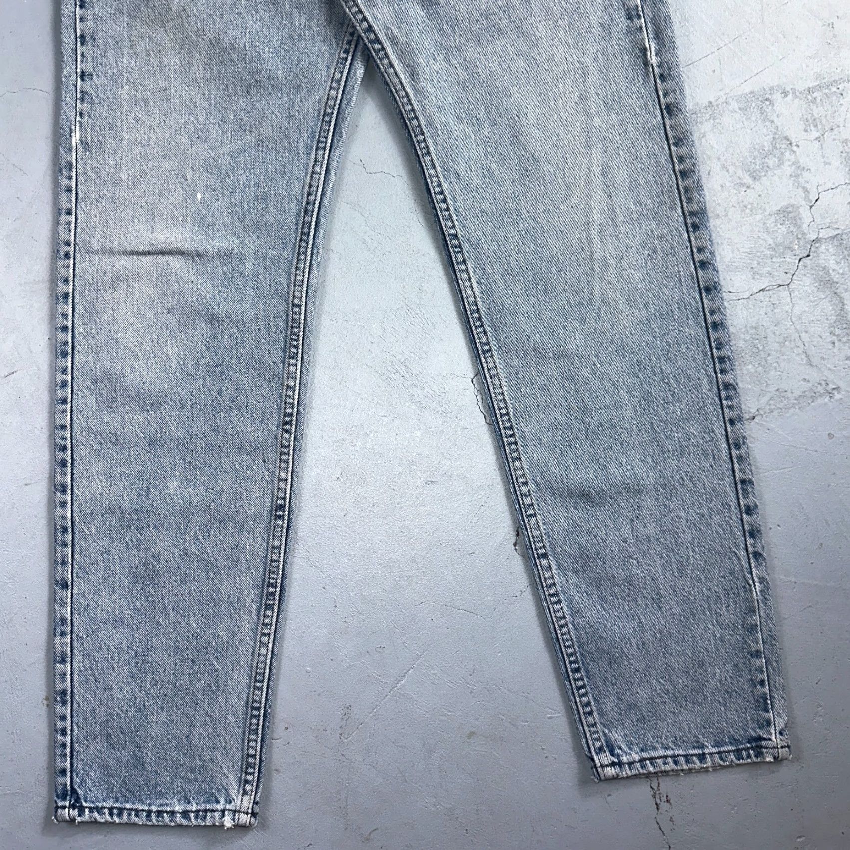 Levi's VINTAGE Levi's 525 Jeans USA Light Wash 525 Silver Tab Levi's 90s Skater Jeans 32x32 Mens Straight Button Size US 32 / EU 48 - 3 Thumbnail